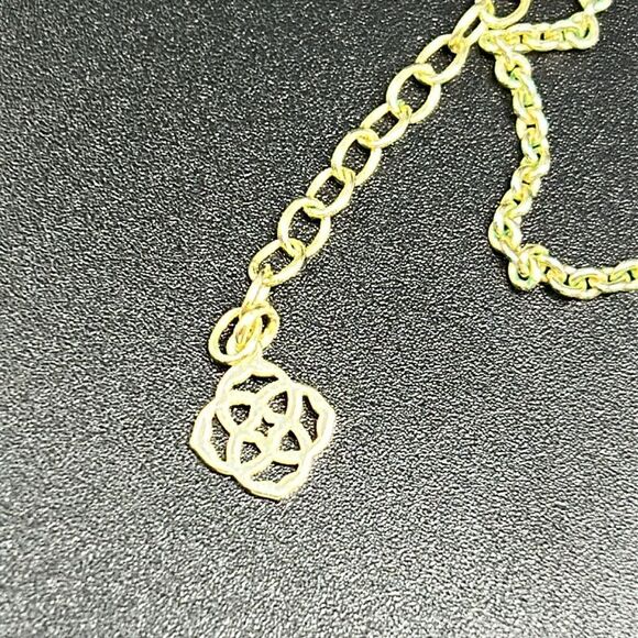 NWOT Rare Kendra Scott Kellie Kelsie Rose Quartz Gold Plated Station Necklace - Picture 2 of 10